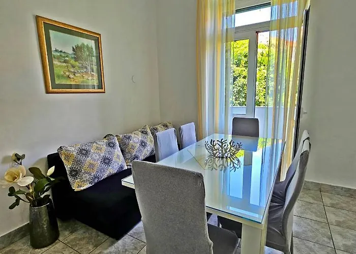 公寓 尼娜玛丽公寓