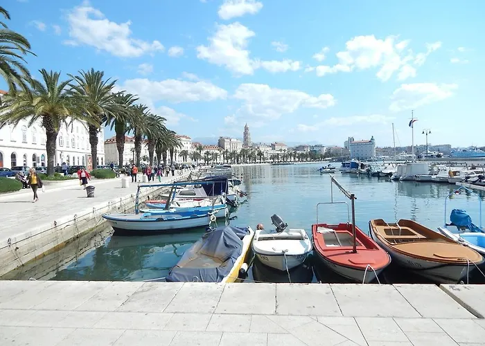 公寓 尼娜玛丽公寓 *