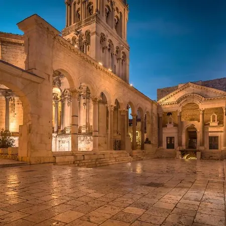 Nina Marie Апартаменты