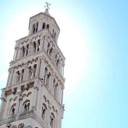 Nina Marie Апартаменты